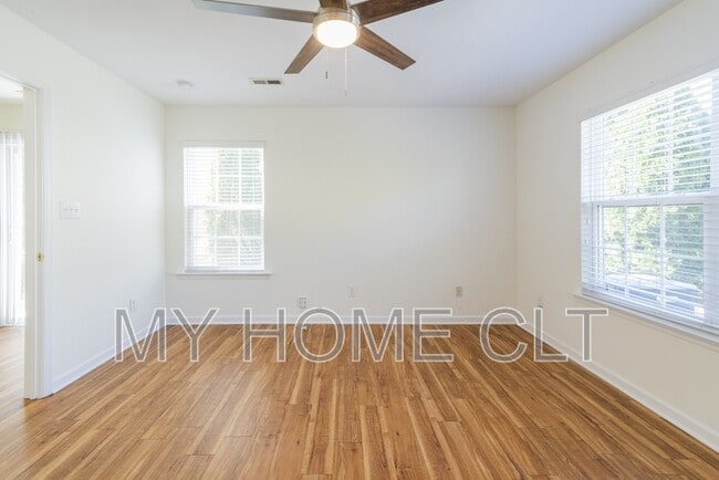 Building Photo - 18457 Streamline Ct