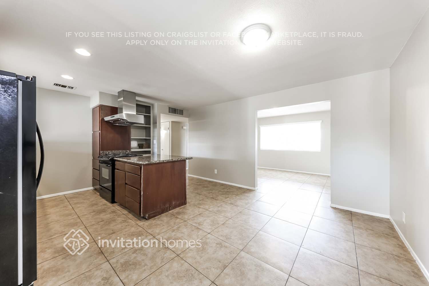 Building Photo - 3316 W Orchid Ln