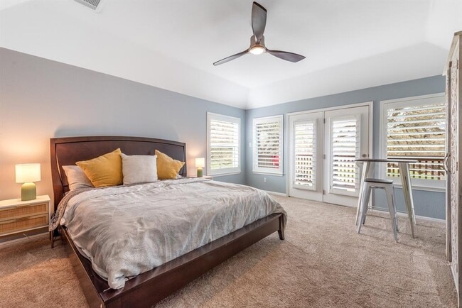 Building Photo - 664 Ranchers Club Ln