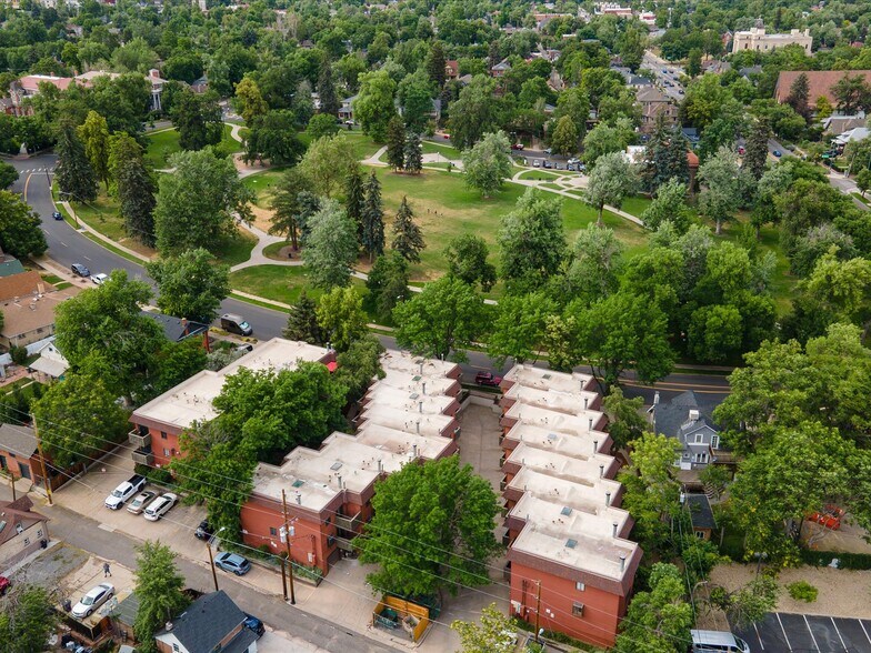 Building Photo - 3050 W 32nd Ave