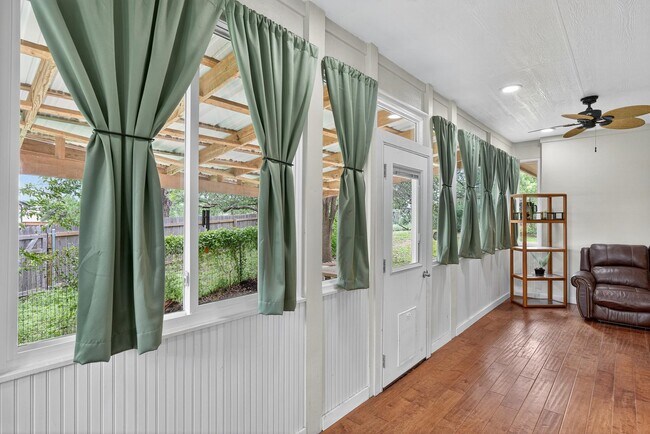 Building Photo - 3630 Lepan Trail