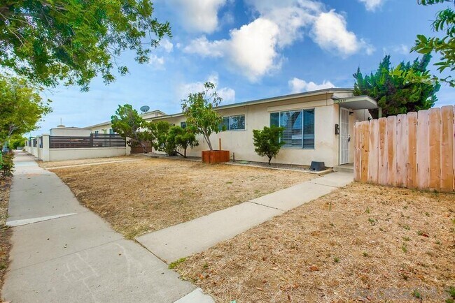 Primary Photo - 3311 Clairemont Mesa Blvd