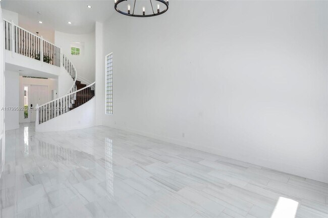 Building Photo - 5050 Greenwich Preserve Ct