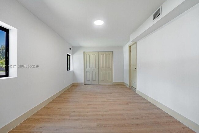 Building Photo - 450 NW 140th St