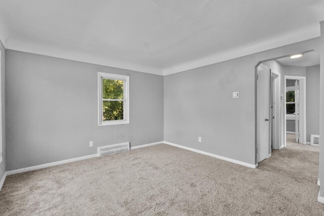 Building Photo - 9110 Forrer St