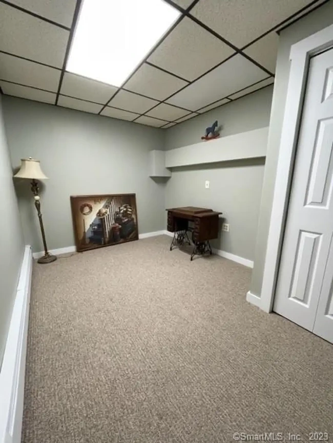 Basement Bedroom - 55 Edmonds Rd