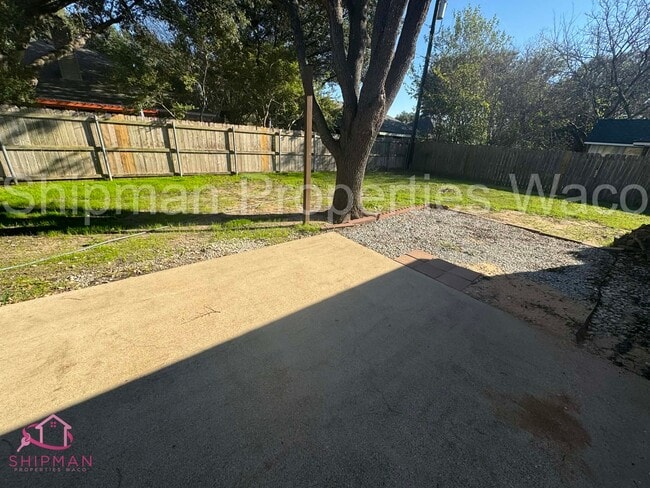 Building Photo - 848 Eagles Nest Dr