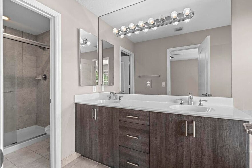 Building Photo - 5982 Monterra Club Dr