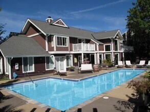 Building Photo - Contemporary, Clean Condo at Veridian Cove!! Available 7/10/2026!