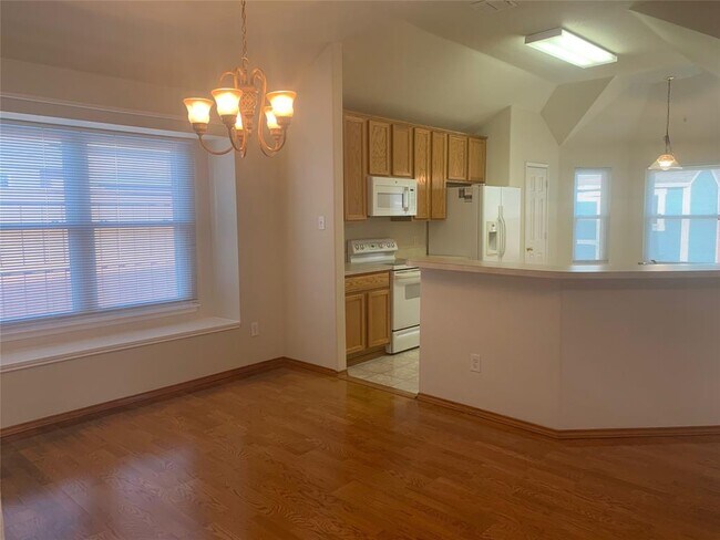 Building Photo - 313 Foreston Dr