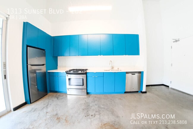 Building Photo - 1313 Sunset Blvd
