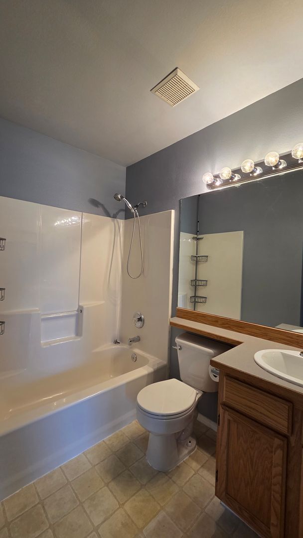 Building Photo - 3-Bedroom Rancher in Hayden
