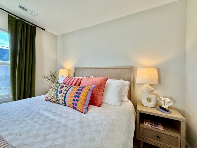 Building Photo - 224 Taylor Dr