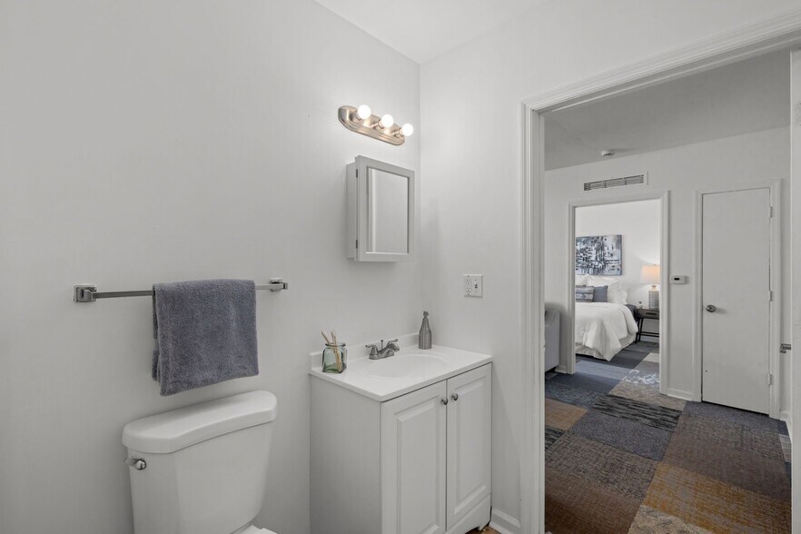 Building Photo - 8612 Halls Ferry Road