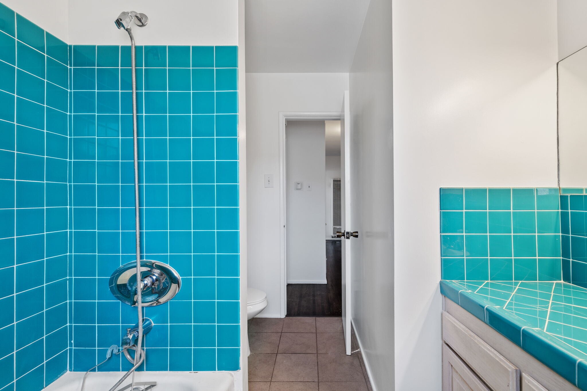 Building Photo - 1004 4th St