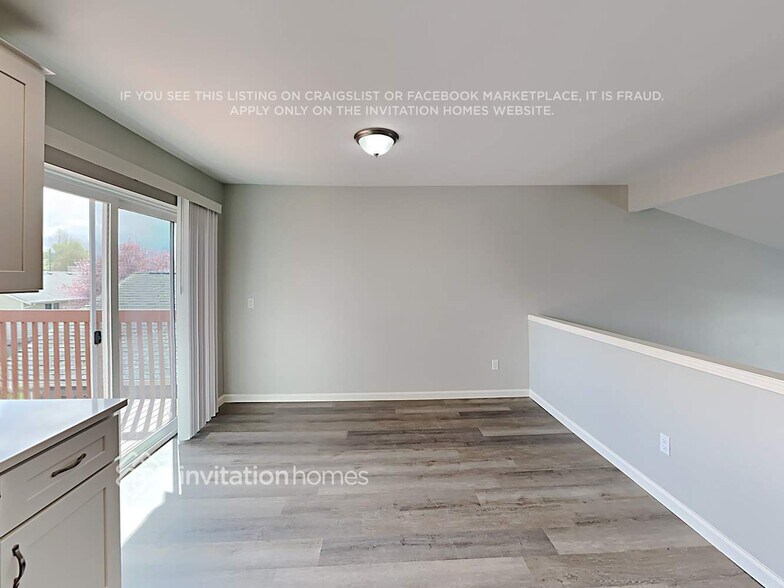 Building Photo - 15435 165th Ave SE