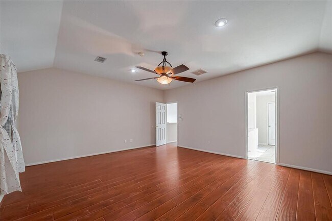 Building Photo - 20519 Westfield Estates Dr