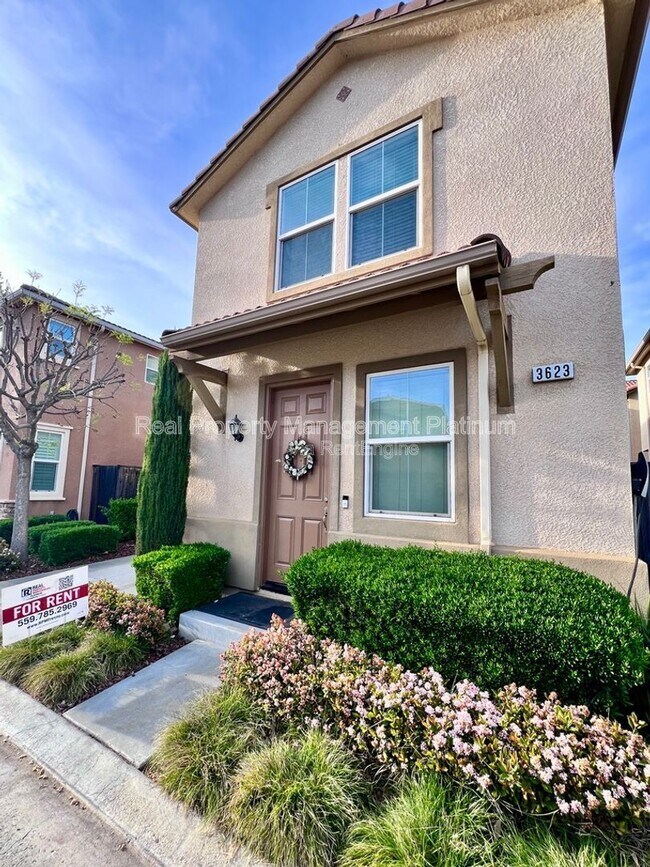 Building Photo - 3623 Etchings Way