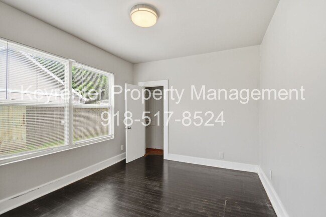 Building Photo - 2 Bed | 1 Bath | Tulsa