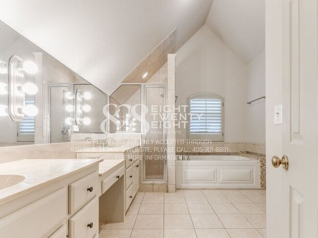 Building Photo - *TOURING NOW!* Spacious Two-Story Brick Brookhaven Beauty 3 Bed/2.5 Bath with All the Extras!