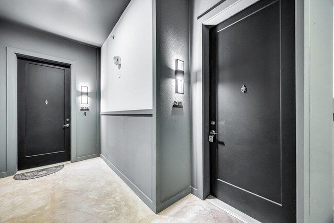 Building Photo - 4801 Springdale Rd