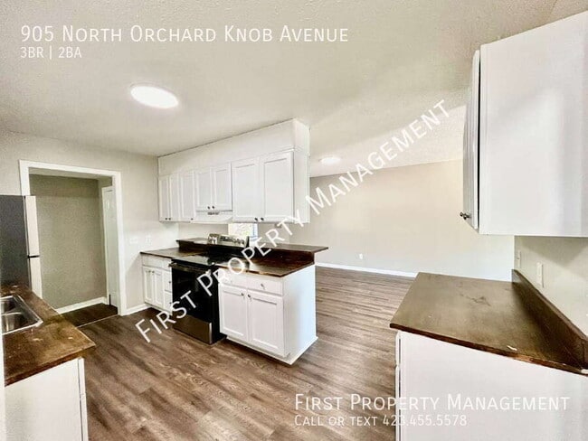 Building Photo - 905 N Orchard Knob Ave