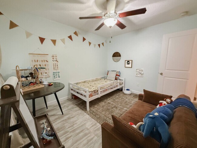 Building Photo - 151 Manchester Ct