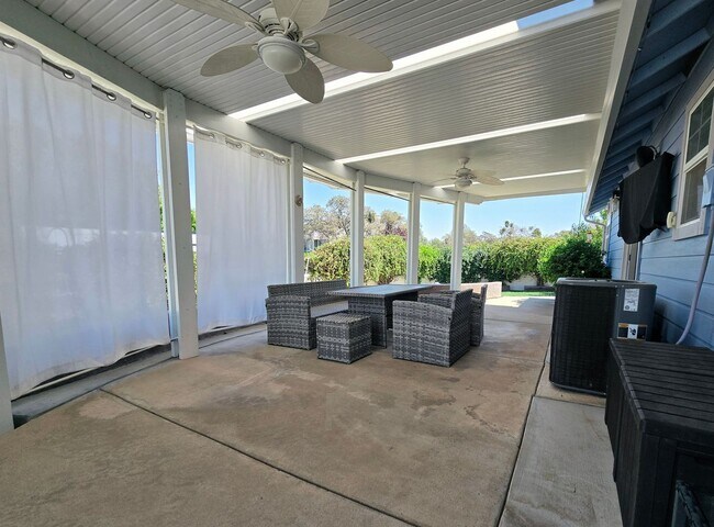 Building Photo - 8080 Quartz Ln
