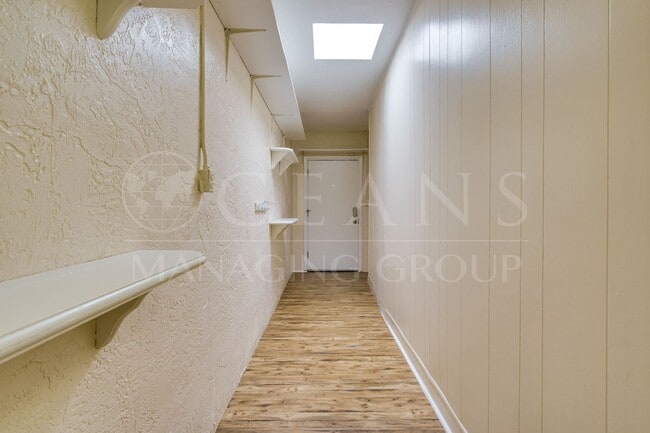 Building Photo - WATERFRONT TRAILS TOWNHOME