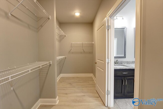 Building Photo - 26415 Birkshire Ln