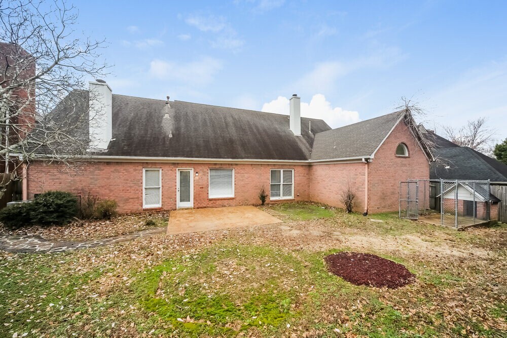 Building Photo - 8742 Raspberry Ln