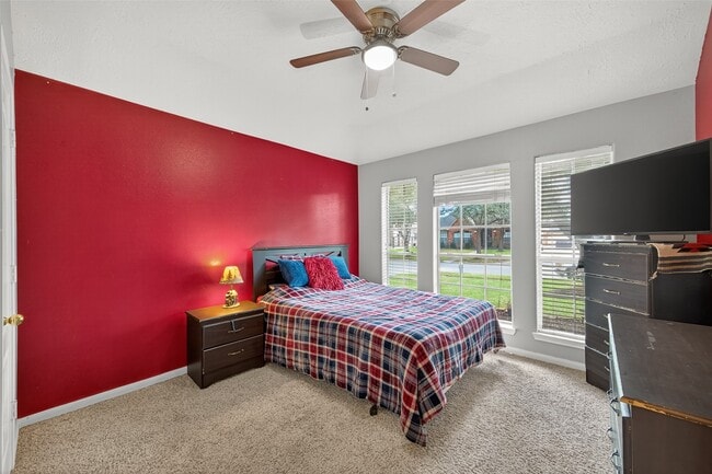 Building Photo - 17518 Heartwind Ct