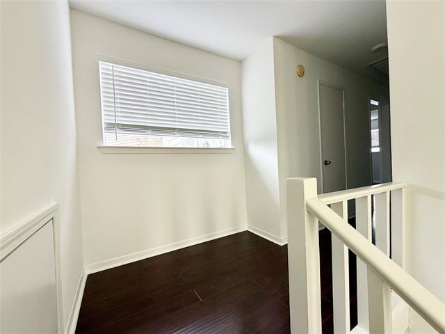 Building Photo - 3100 Townbluff Dr