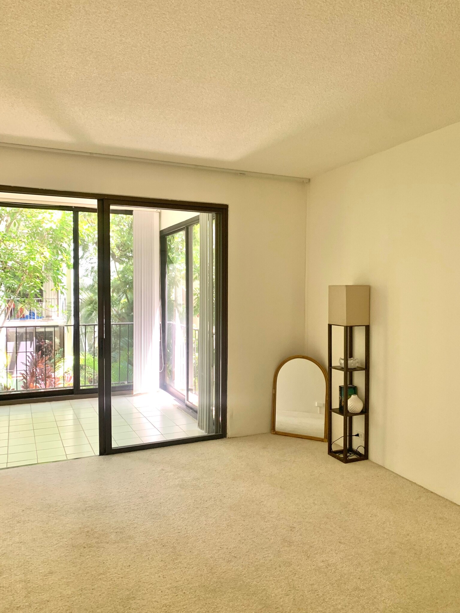 Second Bedroom or Office Space - WiFi Included! - 4999 Kahala Ave