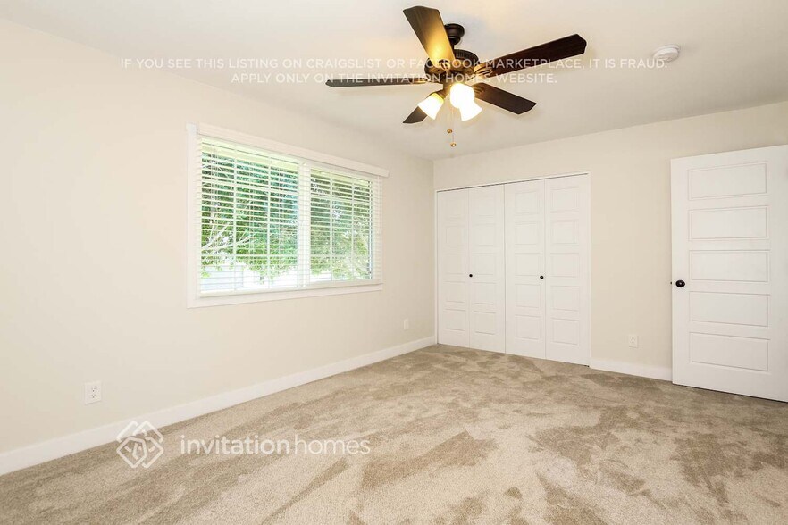Building Photo - 1628 E Fremont Dr