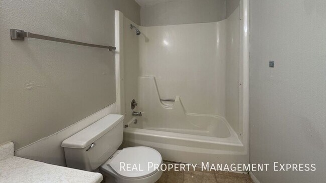 Building Photo - 3709 S Cathy Ave