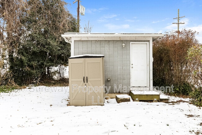 Building Photo - 5018 Chapel Ave