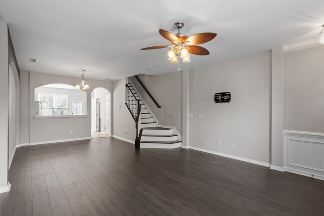 Building Photo - 6632 Clarksburg Pl