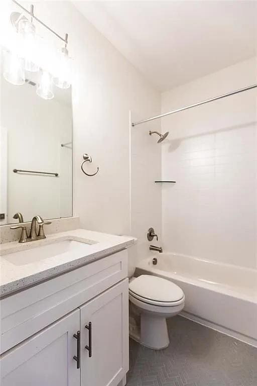 Building Photo - 409 W 35th St