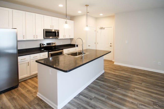 Building Photo - The Americana Apartments