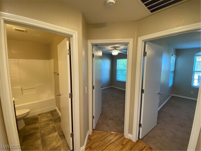 Building Photo - 10273 Headrick Dr
