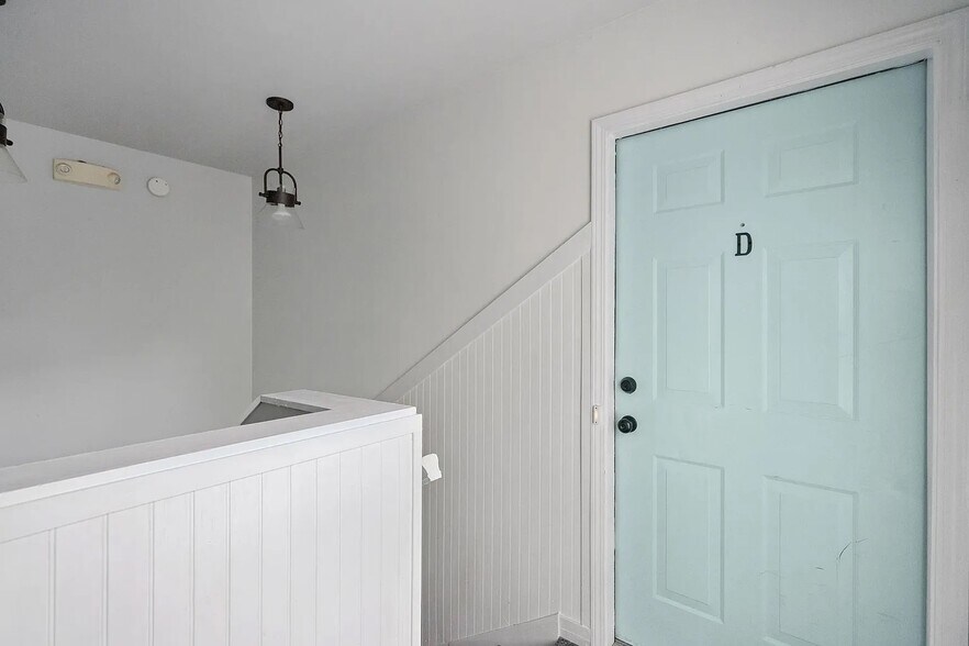 Building Photo - 6 Commercial Row