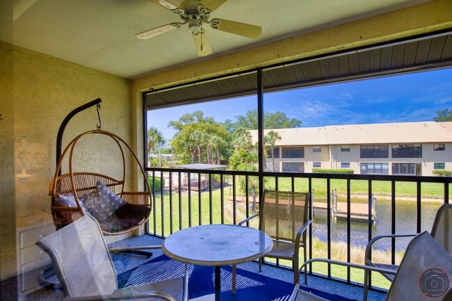 Building Photo - Seasonal Short-Term 2-Bedroom 2-Bath 2nd Floor Condo Located at Mission Lakes!