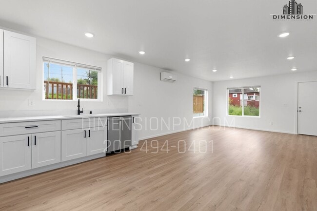 Building Photo - 3602 E T St