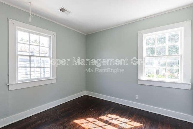 Building Photo - 332 Ashley Ave