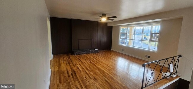 Building Photo - 5616 Old Temple Hill Rd