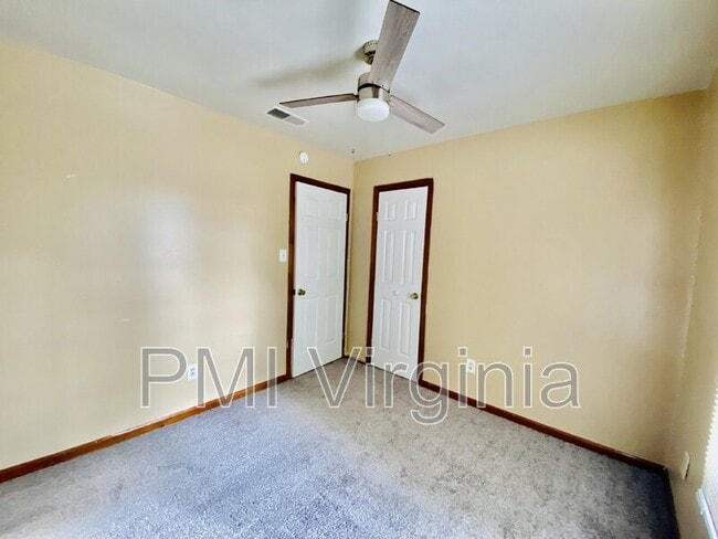 Building Photo - 604 Birchridge Ct