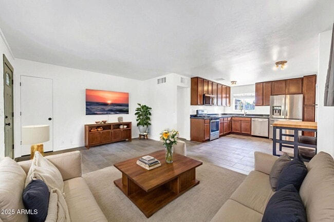 Building Photo - 2607 N 51st St