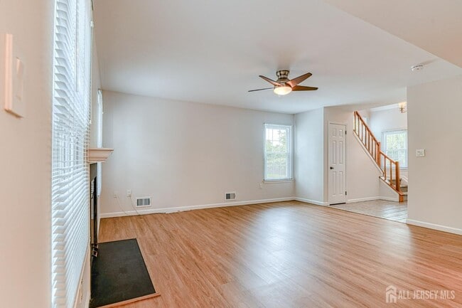 Building Photo - 230 Haworth Pl