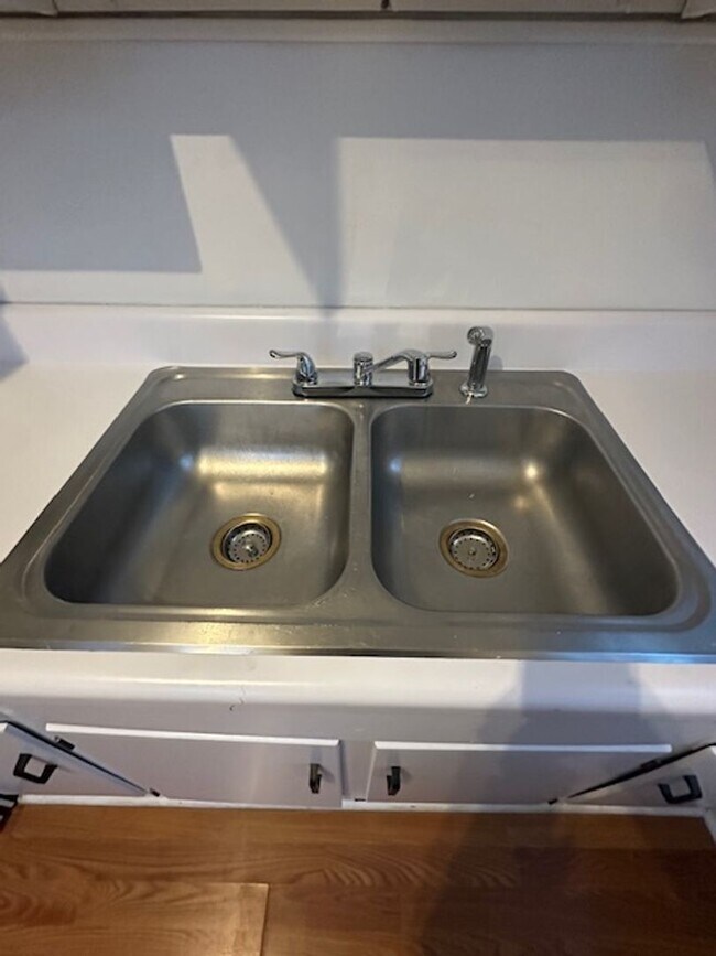 Building Photo - 2209 Rivermont Ave